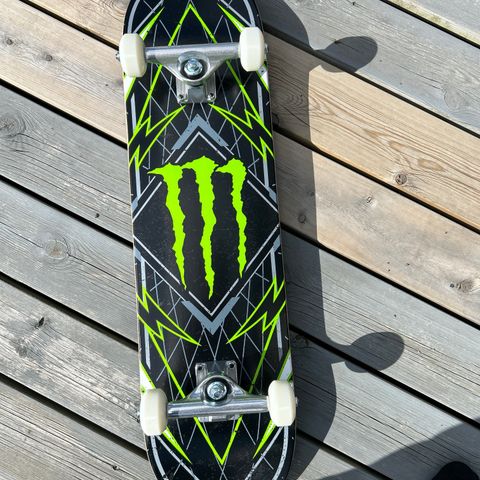 Monster skateboard