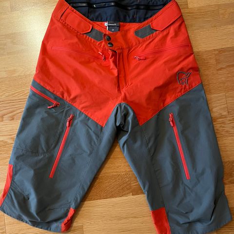 Norrøna Fjørå Flex1 Mid Weight Shorts W, str M, grå/orange