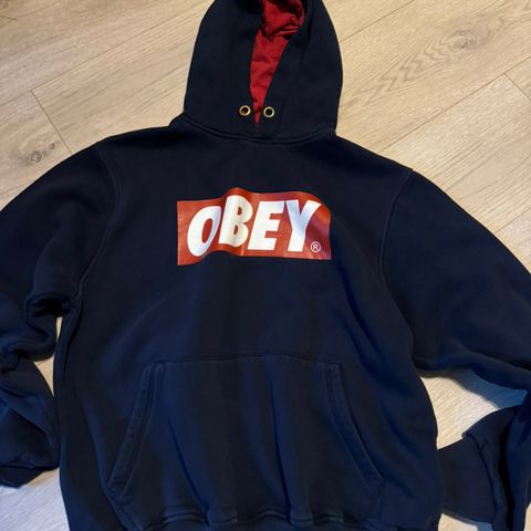 OBEY hettegenser