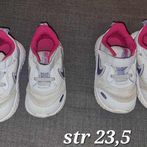 Nike joggesko str 23,5