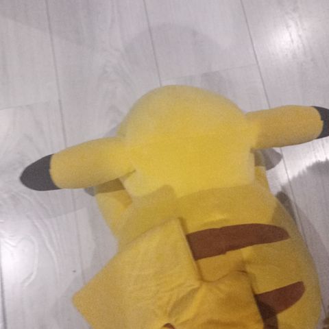 Pokemon Pikachu plush