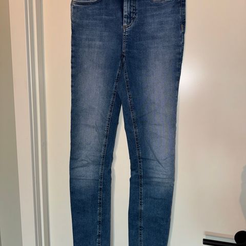 Skinny fit jeans fra Only str xs x 32