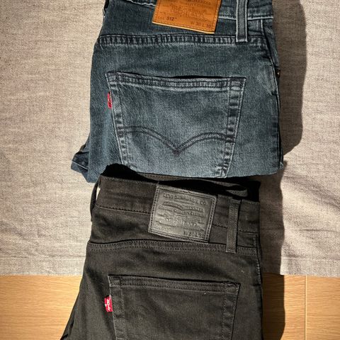 Levi’s Lot512