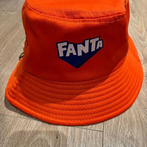 Helt ny Fanta bøttehatt