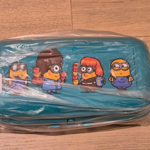 Tupperware minions babuska