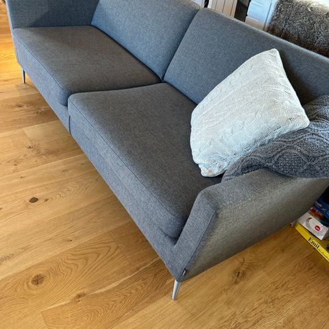 Pen 3-seter sofa fra Formfin