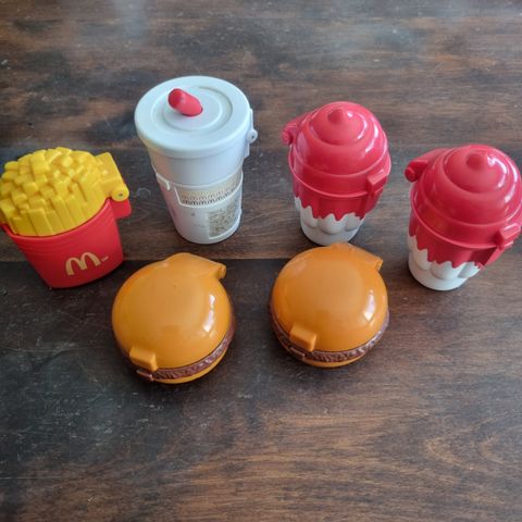 McDonald's happy meal leker