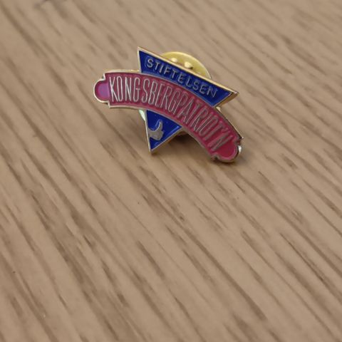 Pins. Stiftelsen Kongsbergpatriot'n