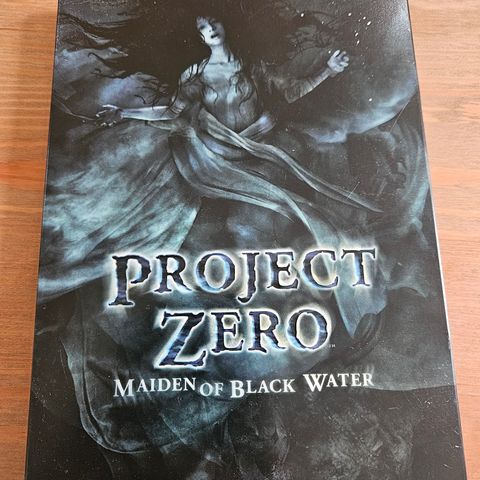 Project Zero Wii U - steelbook, spill og art cards