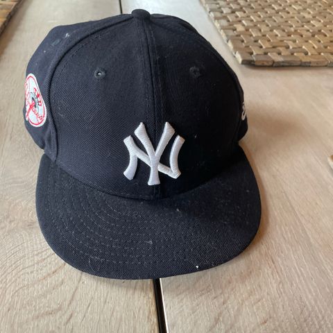 NY baseball cap