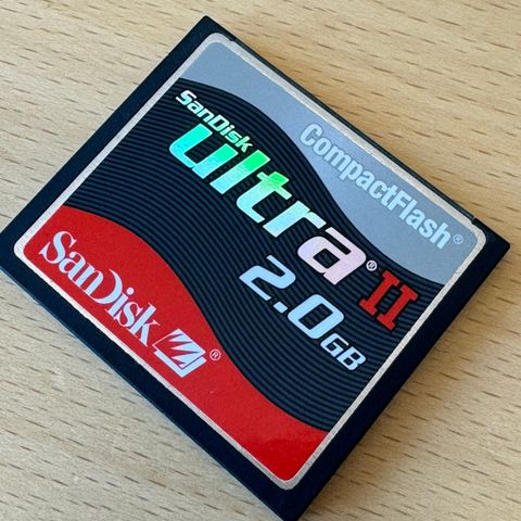 SanDisk 2GB Compactflash Card Ultra II