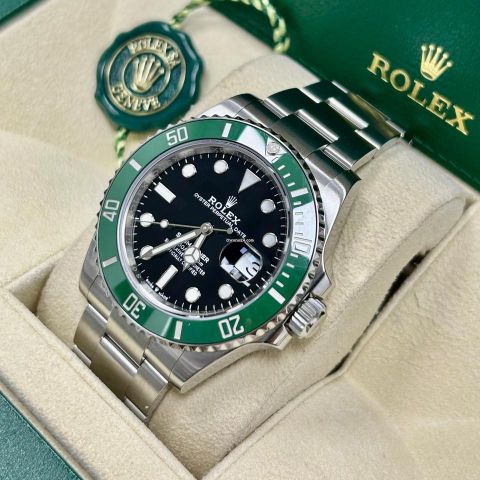 Ønsker å kjøpe Rolex Submariner 126610LV