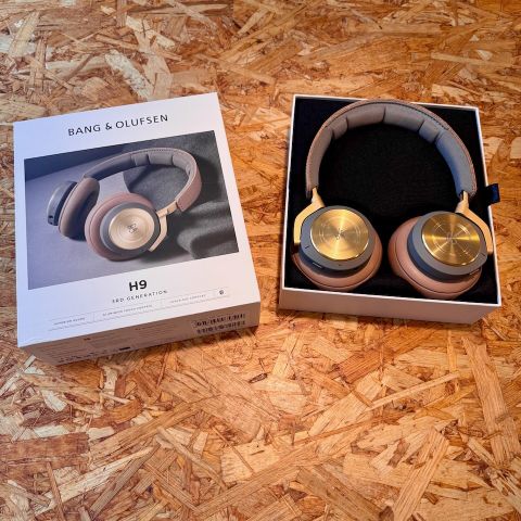 Som ny Bang & Olufsen H9 3rd gen