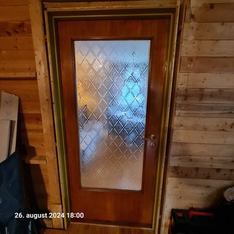 3 stk innedører fra 60-tallet (2 m/glass og 1 u/glass)