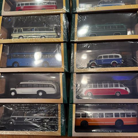 Buss collection fra Atlas selges.