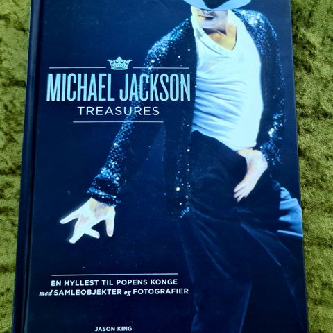 Michael Jackson Treasures.  Som ny