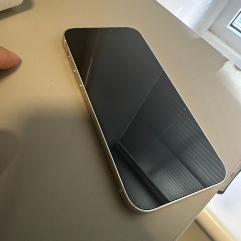 Fint brukt iphone 12, 64 GB