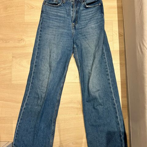 Levis high loose jeans str 27