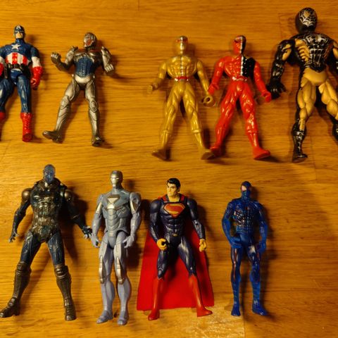 Superhelt figurer fra 2000-tallet