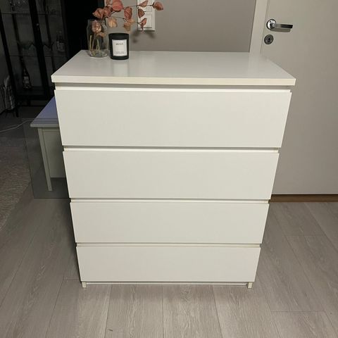 Ikea Malm 700,-