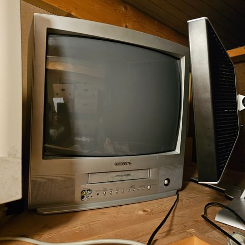 Samsung CRT Med Videospiller