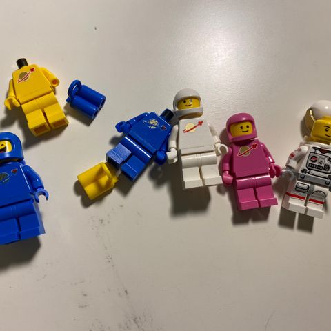 Lego space minifigure