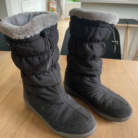 Viking vintersko. Gore-Tex.  str 32