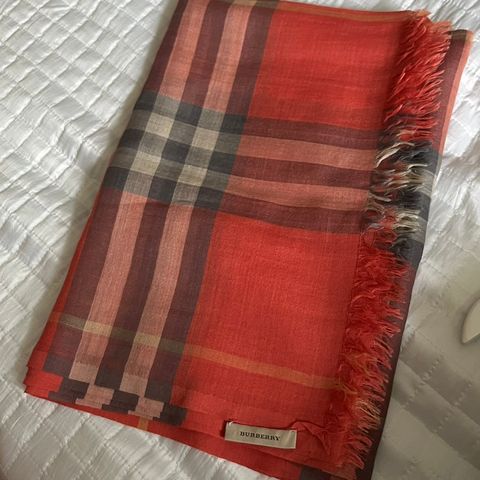 Burberry skjerf/sjal