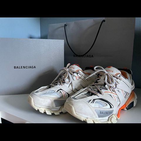 Balenciaga Track, 42