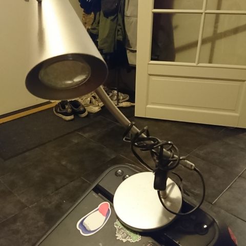 Skrivebordslampe