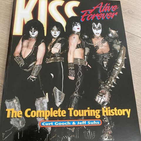 Kiss Alive Forever bok