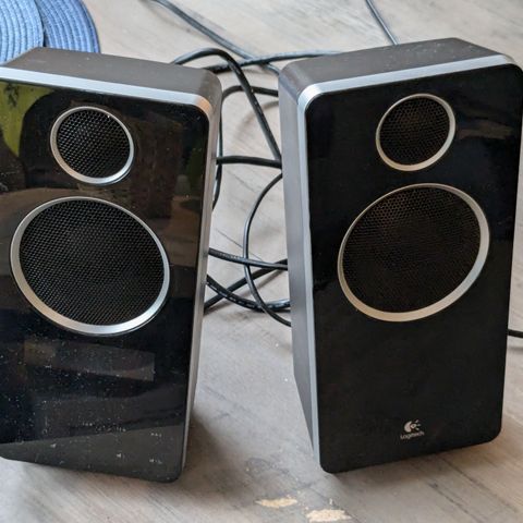 Logitech Z-10 stereo høytalere til PC