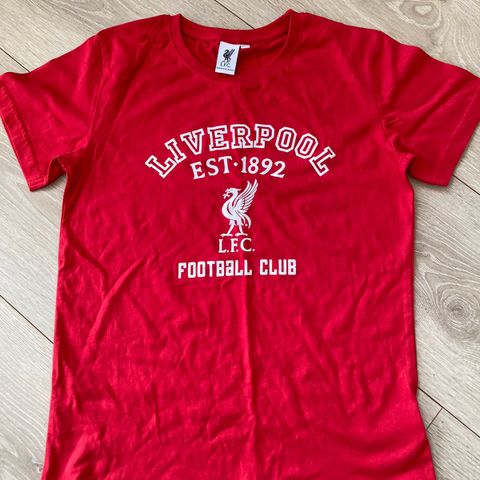 Helt ny Liverpool t-skjorte str 158/164, 130kr