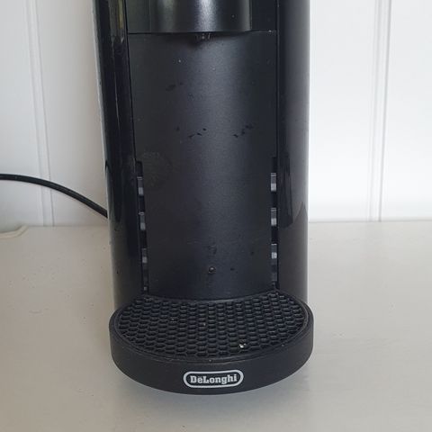 NESPRESSO kaffemaskin med tilbehør