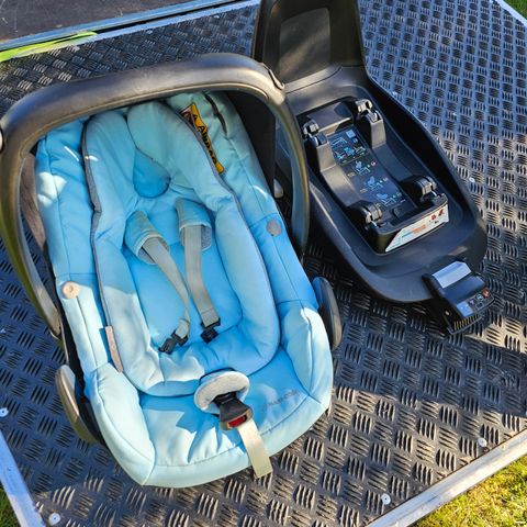 Maxi cosi bilstol med isofix base