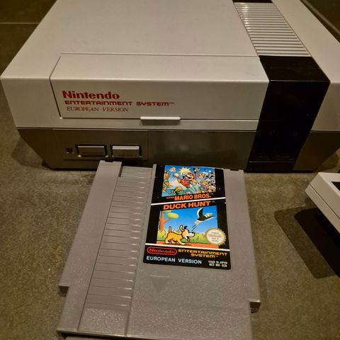 Original  Nintendo nes selges med 1 spill