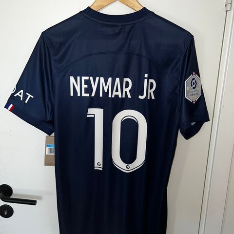 Helt ny Neymar Jr PSG drakt