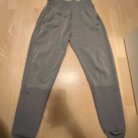 Adidas joggebukse