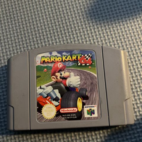 Mario kart Nintendo 64