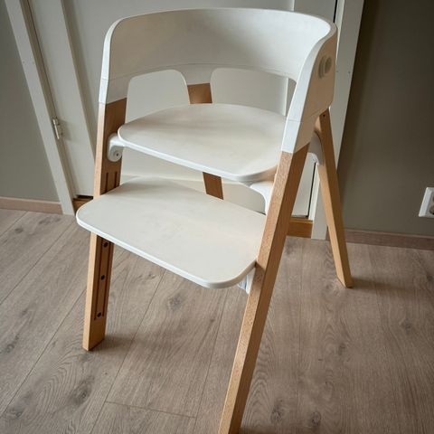 Stokke steps med vippestol