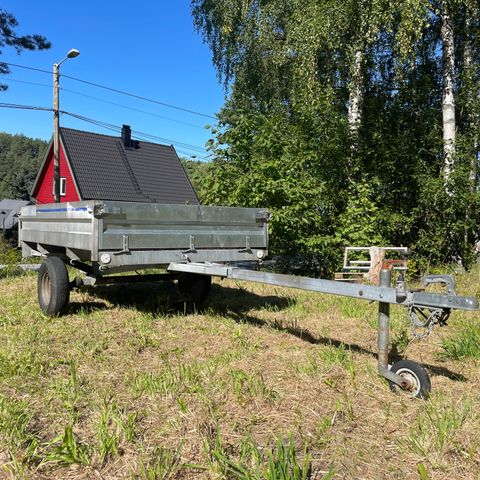 Tilhenger BUSTER 750 kg kassemål: 200 x 150 x cm