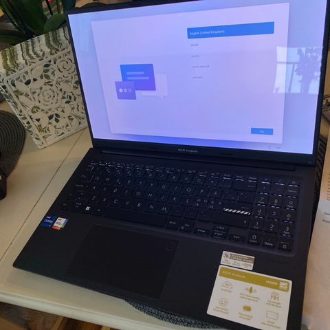 Asus Vivobook X1505-i7 OLED