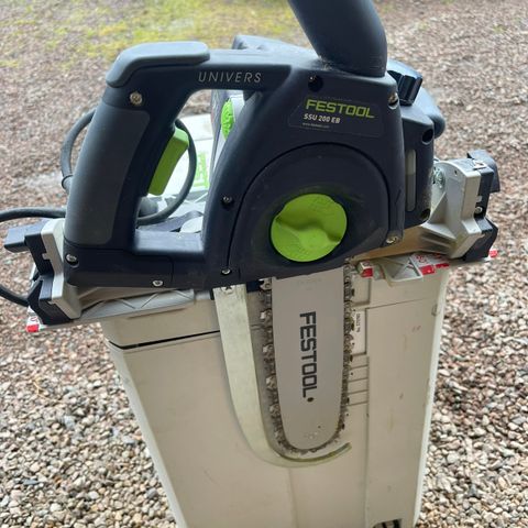 Festool SSU 200 kjedesag på skinne inkl skinne.