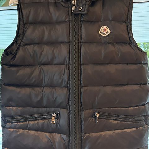 Moncler dunvest navy str 2