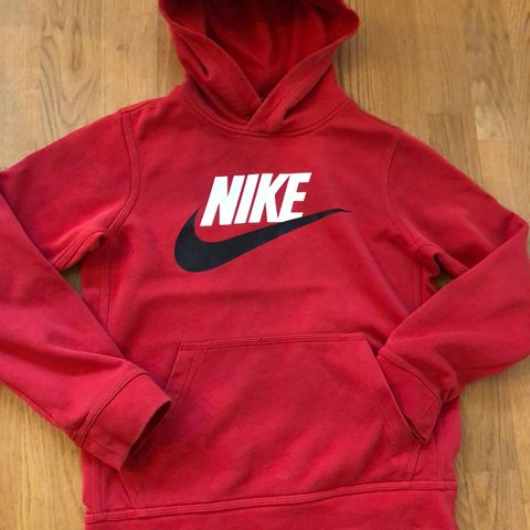 Nike hoodie str 10/11 år