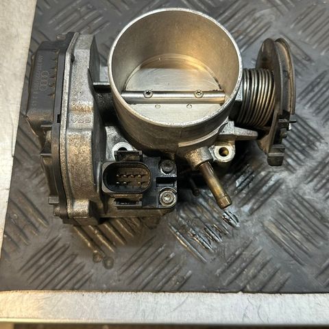 Throttle body