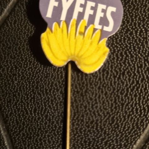 Fyffes nål selges