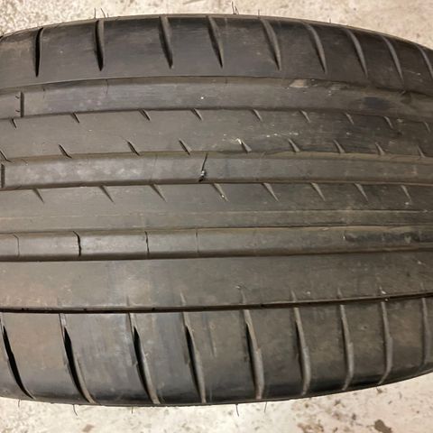 235-35-20 Michelin Pilot Sport 4S N0