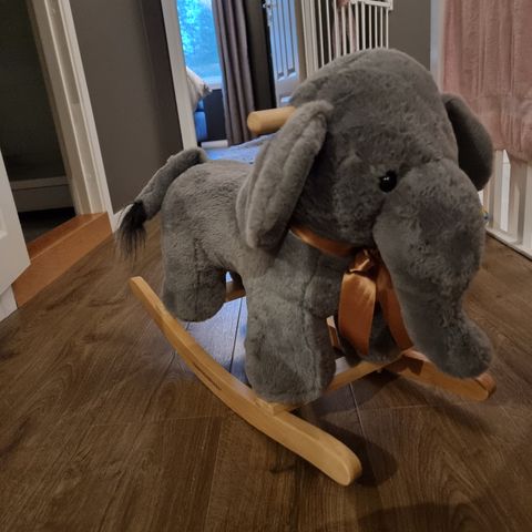 Gyngeelefant Teddikompaniet