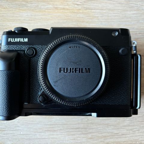 Fujifilm GFX 50R - pent brukt - selges